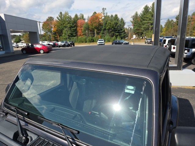 Used 2021 Jeep Wrangler Sport S image 34