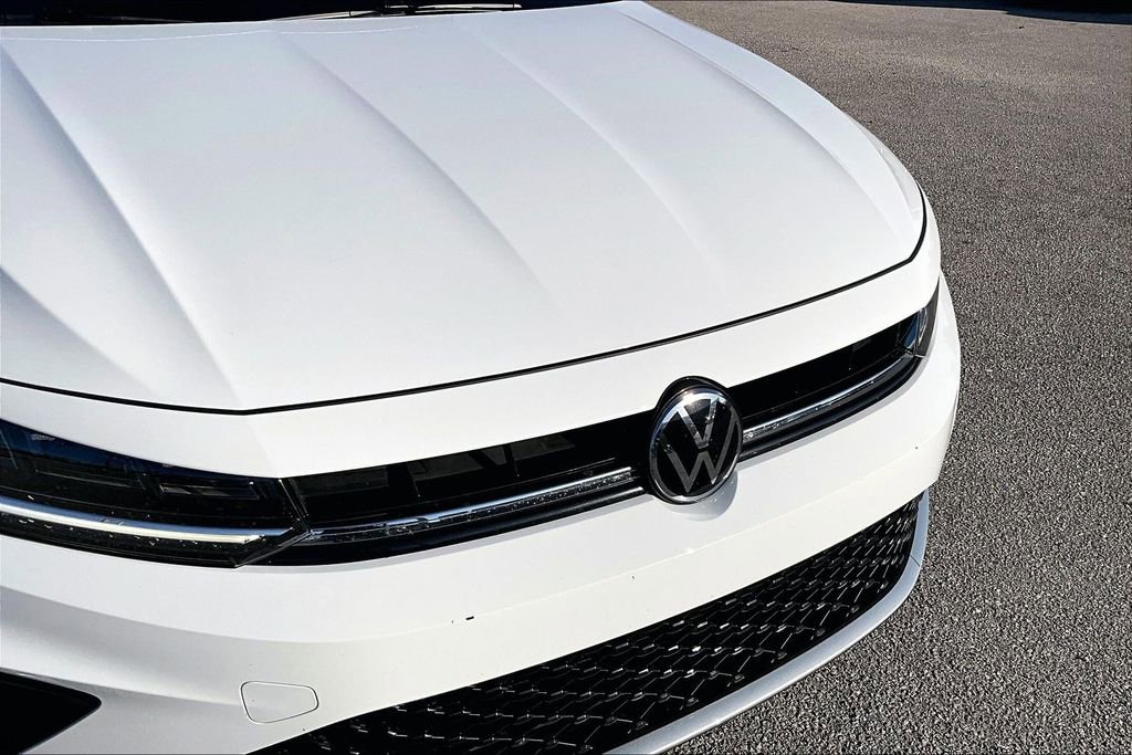 Certified 2025 Volkswagen Jetta S image 11