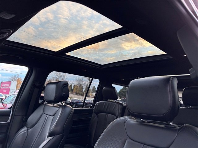 Used 2022 Jeep Wagoneer Series II w/ Premium Group I image 33