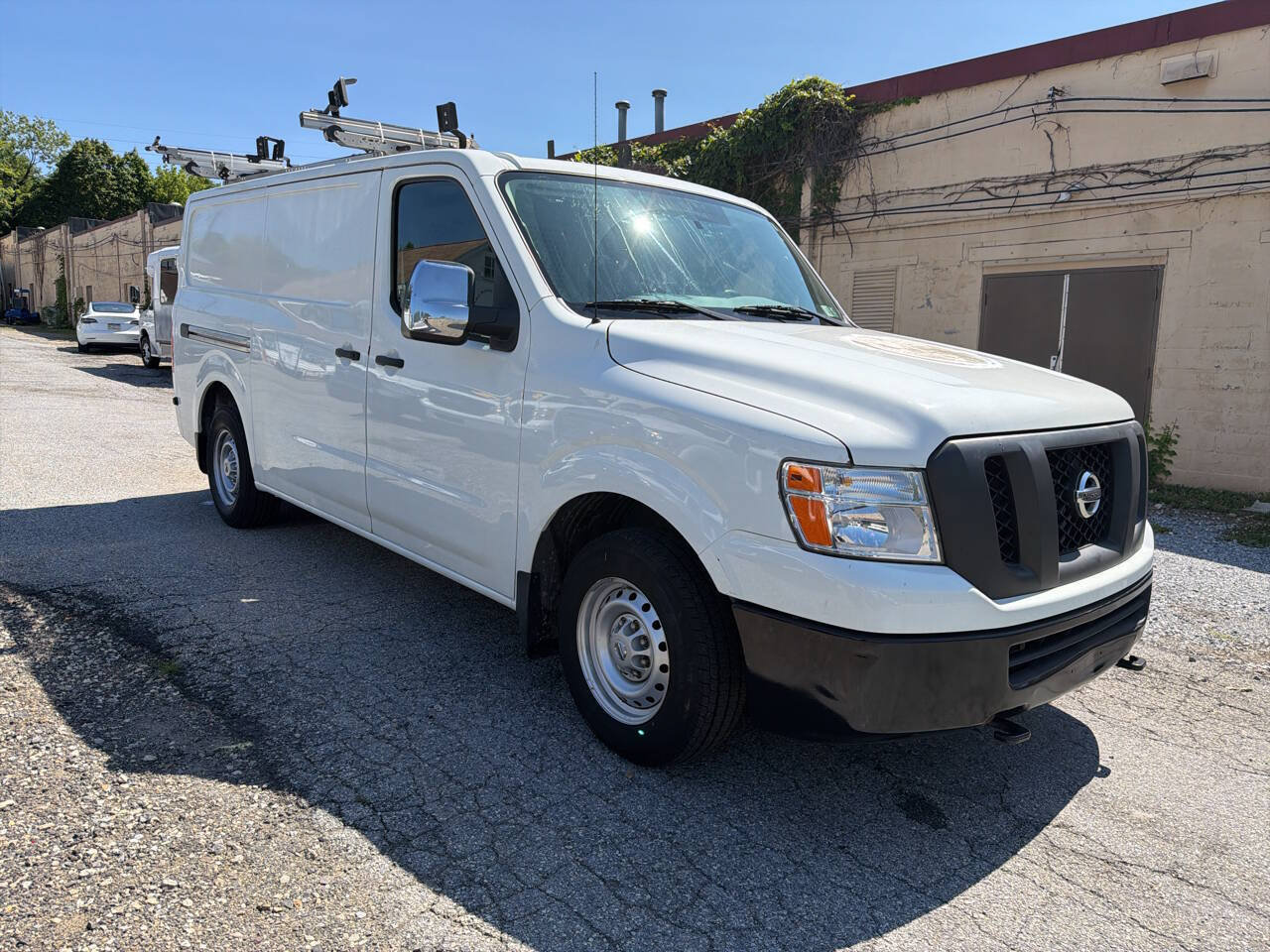 Used 2018 Nissan NV 2500 S RWD image 16