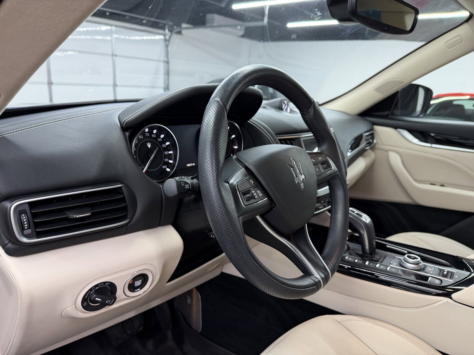 Used 2022 Maserati Levante GT image 16