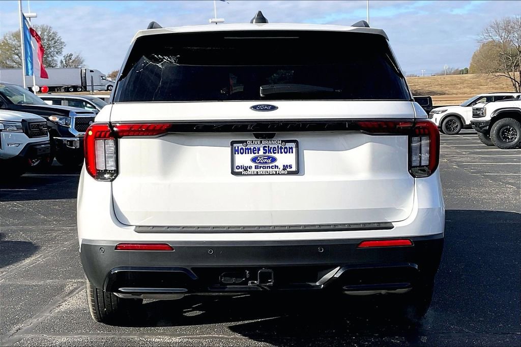 New 2026 Ford Explorer ST-Line w/ Premium Package image 4