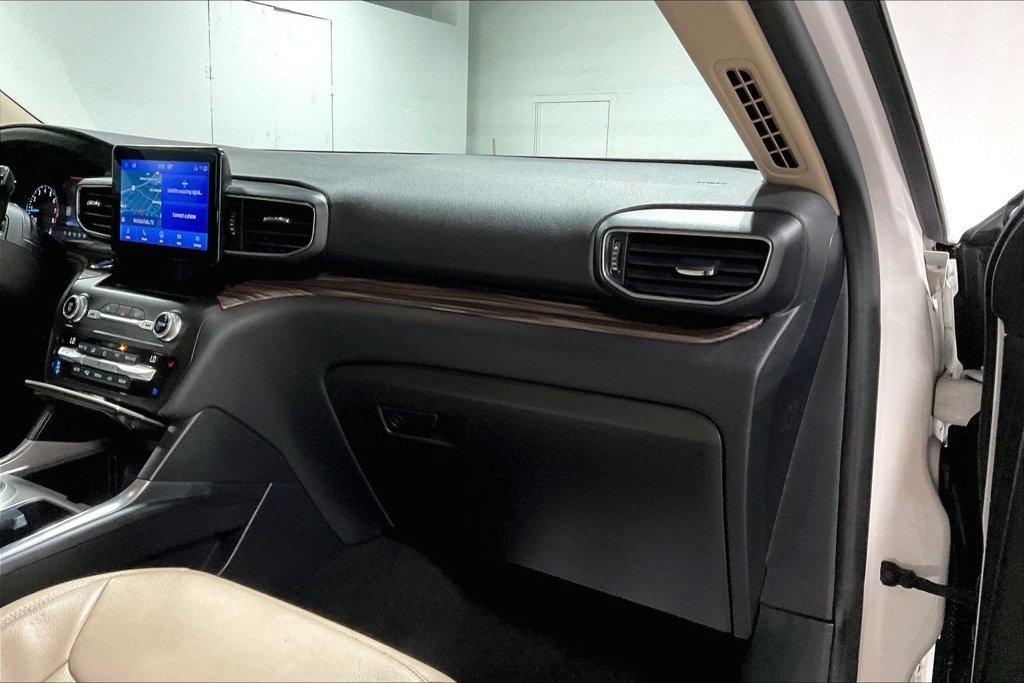 Used 2020 Ford Explorer Limited RWD image 19