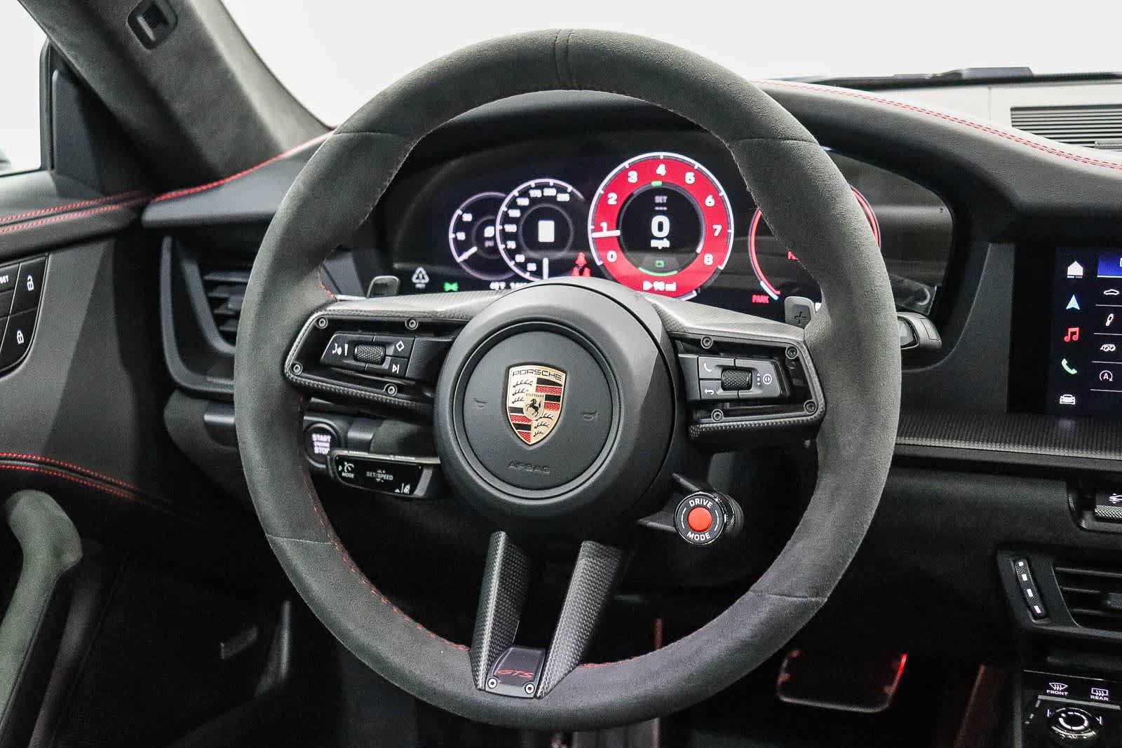Used 2026 Porsche 911 Carrera GTS RWD image 16