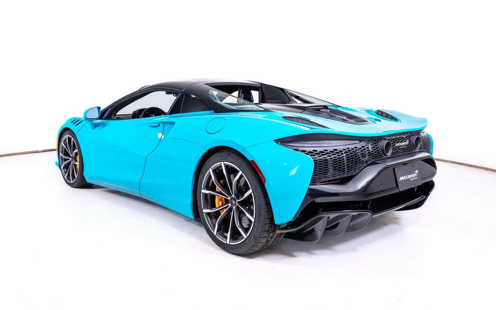 New 2026 McLaren Artura Spider image 4