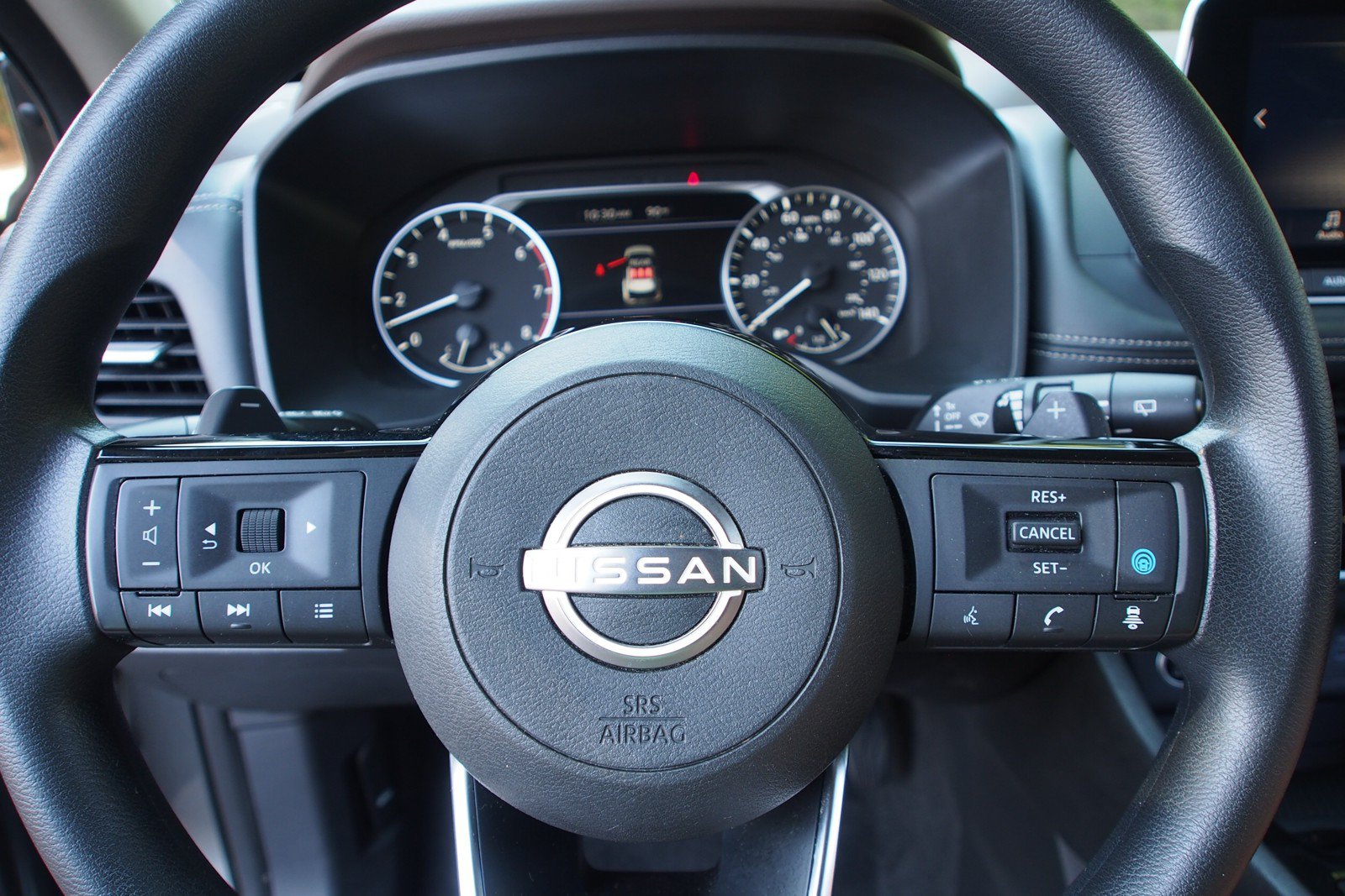 Used 2023 Nissan Rogue SV FWD image 21