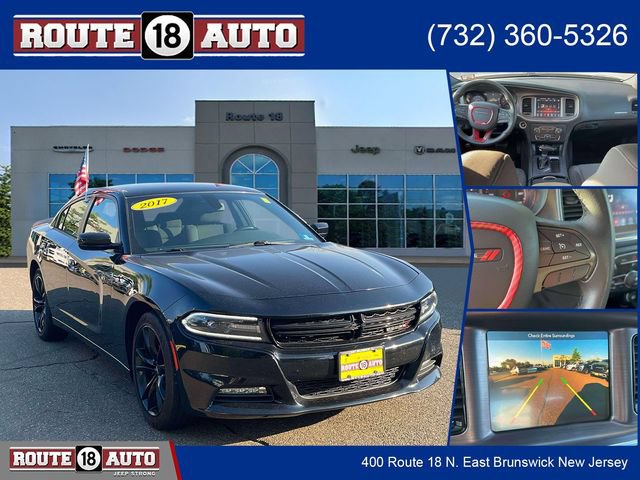 Used 2017 Dodge Charger SXT w/ Blacktop Package RWD image 1