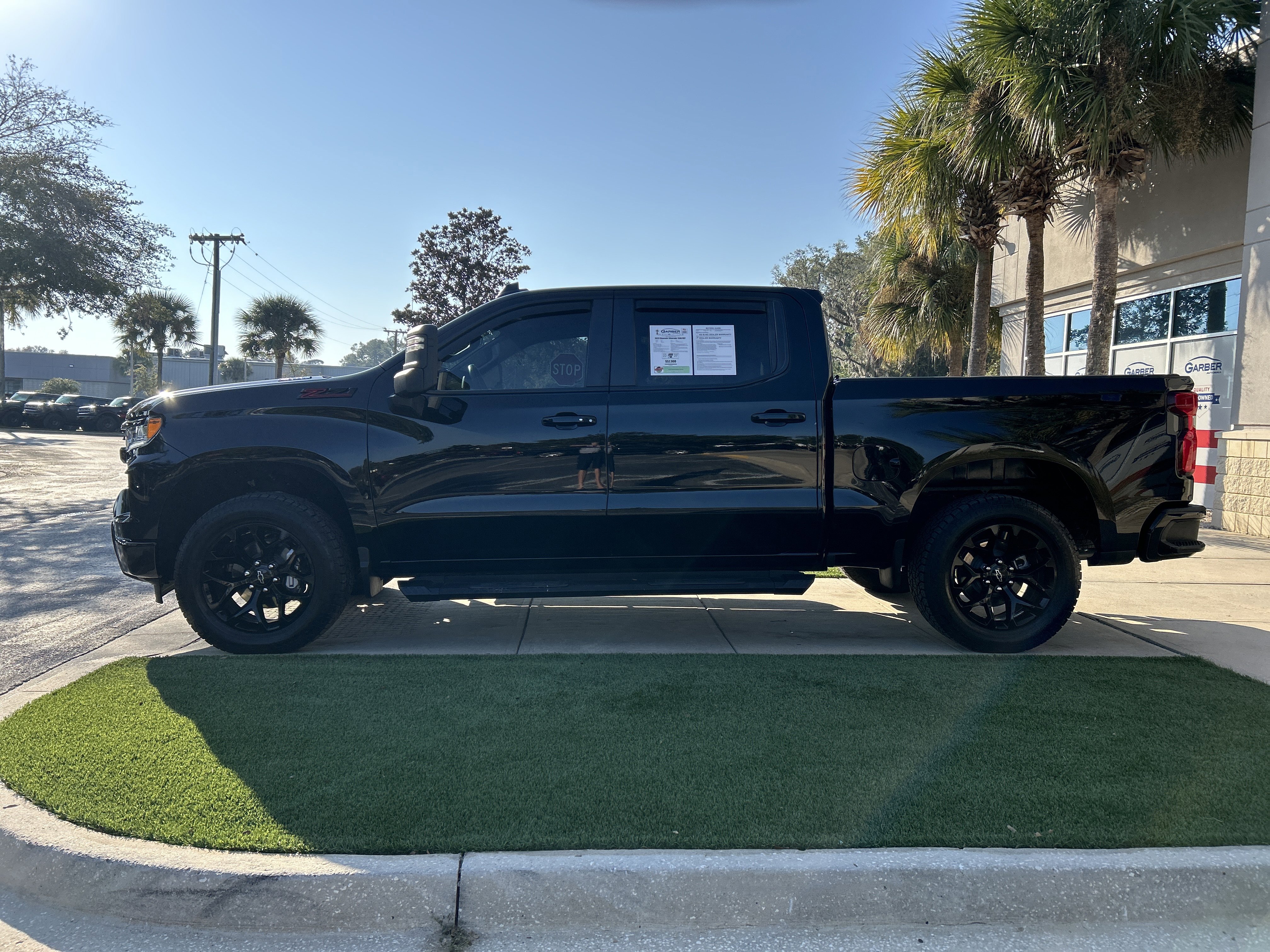 Used 2023 Chevrolet Silverado 1500 RST w/ Z71 Off-Road Package image 4