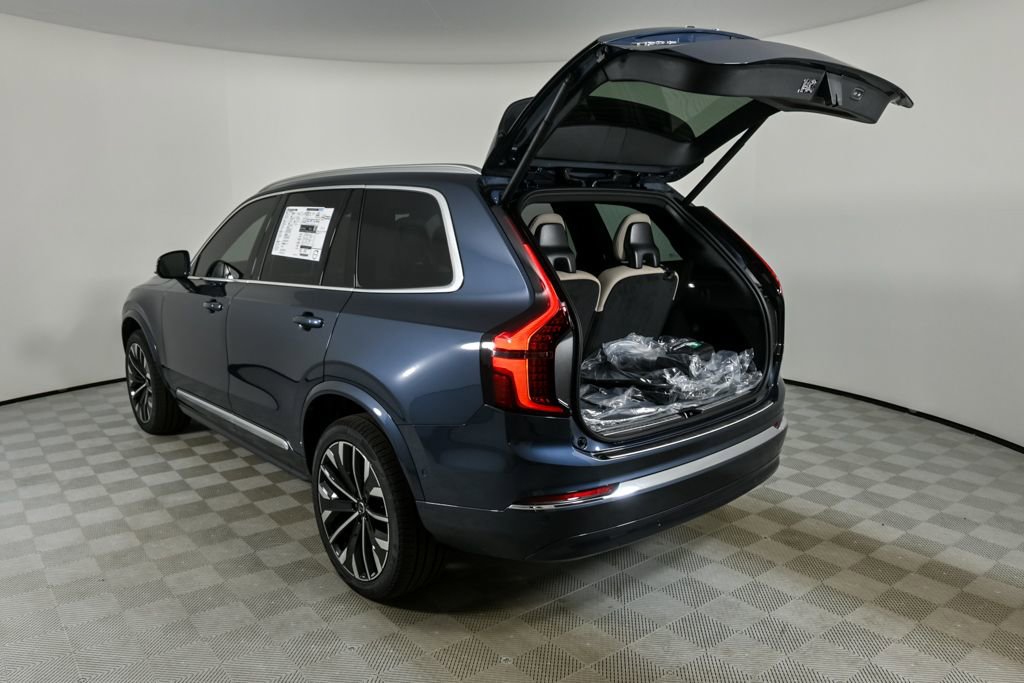 Used 2026 Volvo XC90 B6 Plus w/ Protection Package Premier image 36