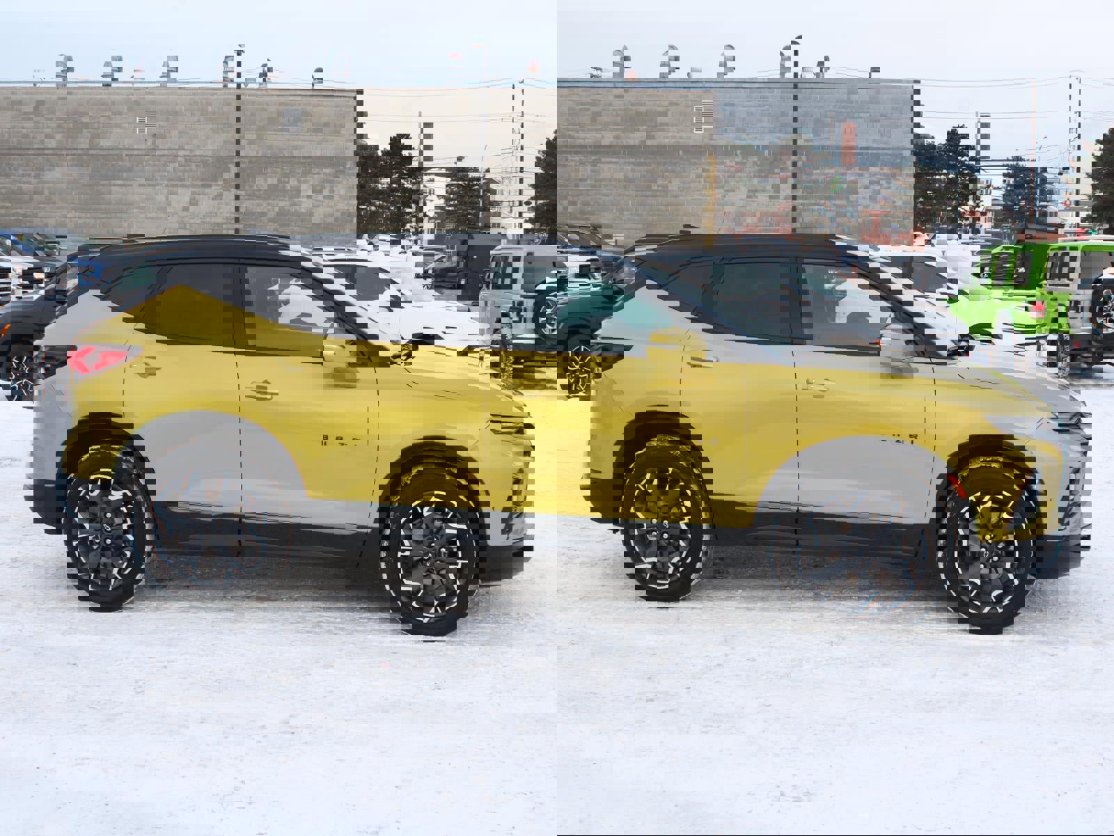 Used 2022 Chevrolet Blazer RS w/ Enhanced Convenience Package image 4