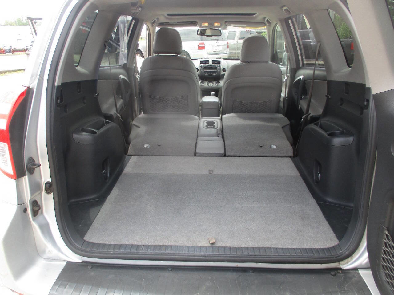 Used 2010 Toyota RAV4 Limited AWD/4WD image 34