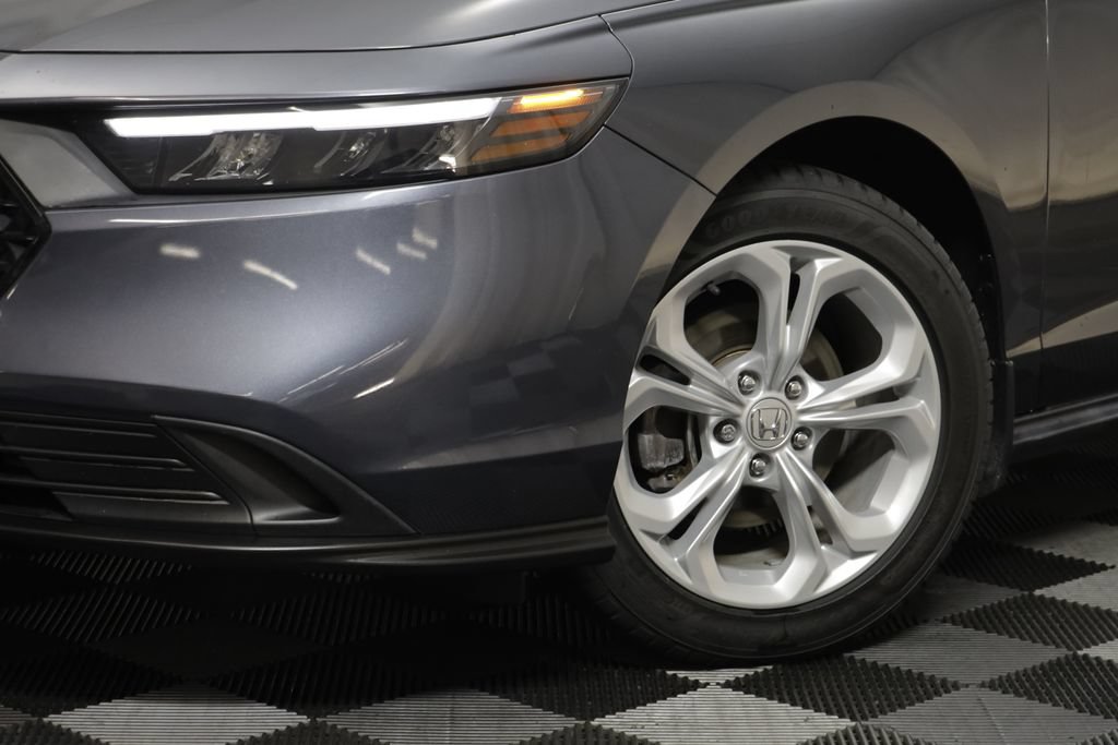 Used 2023 Honda Accord LX image 3