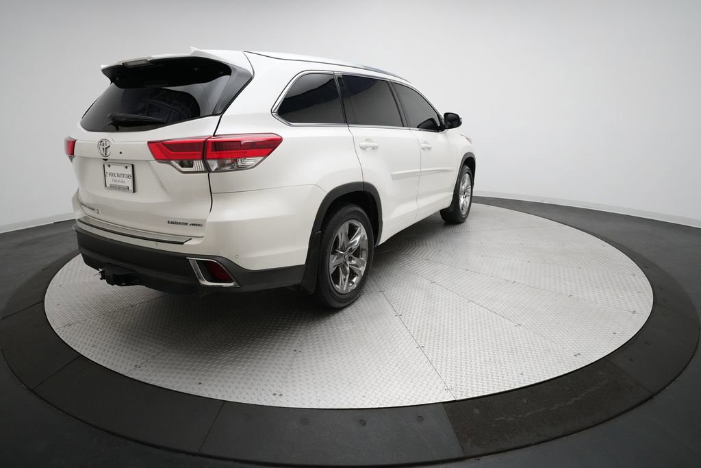 Used 2018 Toyota Highlander Limited Platinum image 36