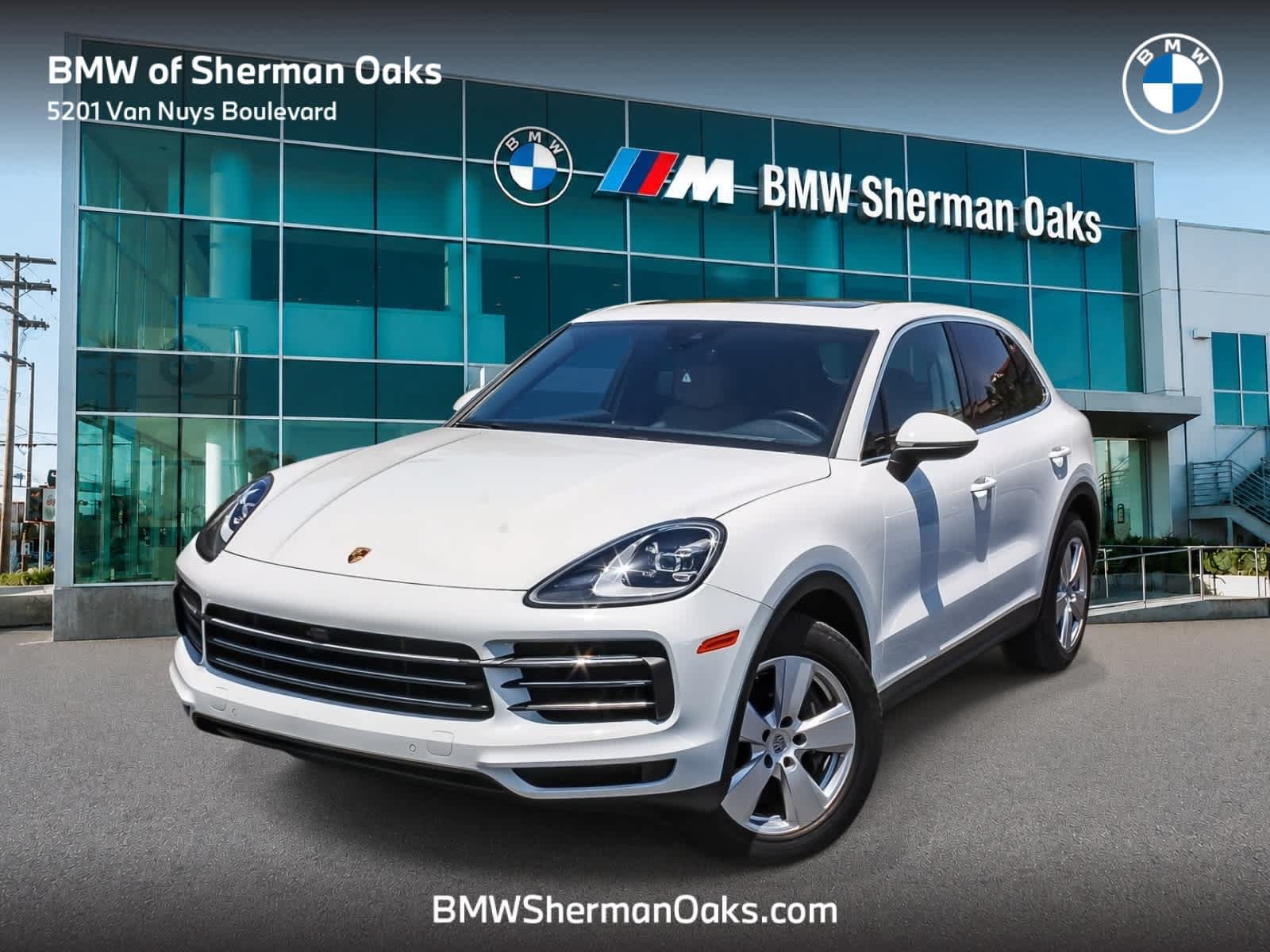 Used 2023 Porsche Cayenne Platinum Edition AWD/4WD image 1