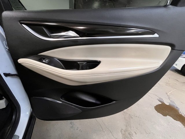 Used 2019 Buick Enclave Premium w/ Experience Buick Package image 13