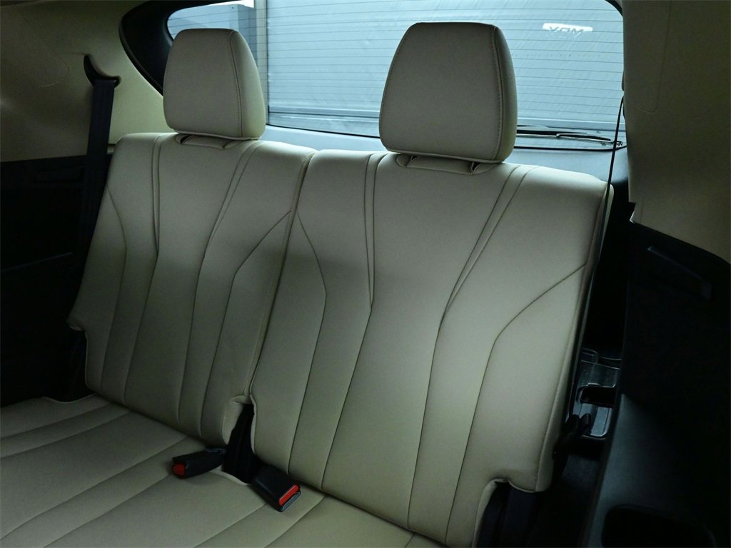 Used 2024 Acura MDX SH-AWD image 22