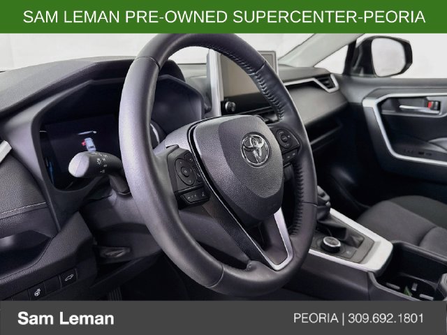 Used 2025 Toyota RAV4 XLE w/ Convenience Package AWD/4WD image 11