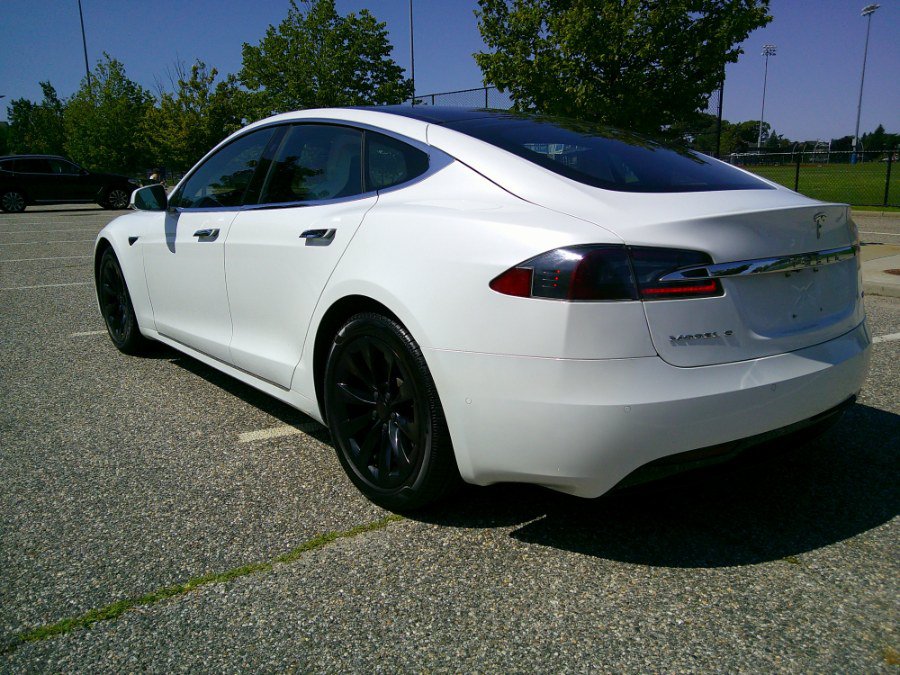 Used 2017 Tesla Model S 90D AWD/4WD image 41