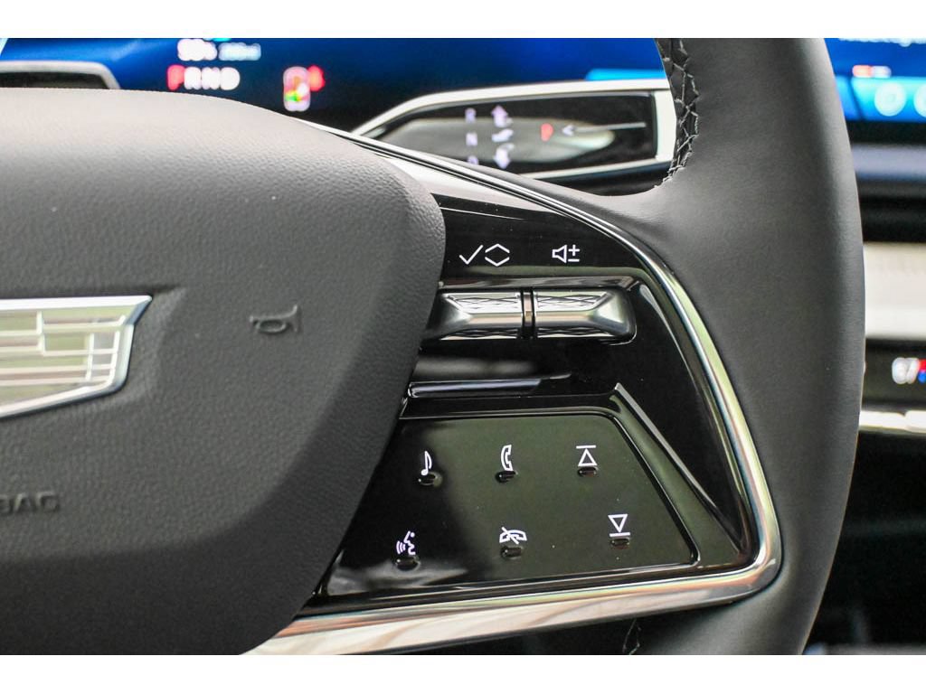 New 2027 Cadillac Optiq Premium Sport w/ LPO, ONYX Package AWD/4WD image 25