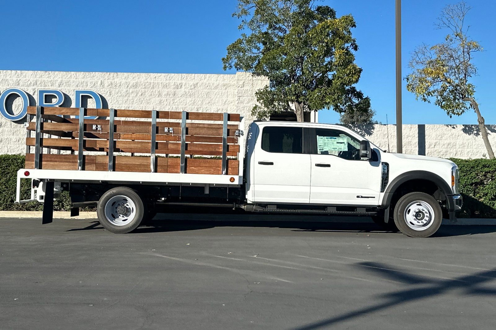New 2025 Ford F550 4x4 Crew Cab Super Duty image 3