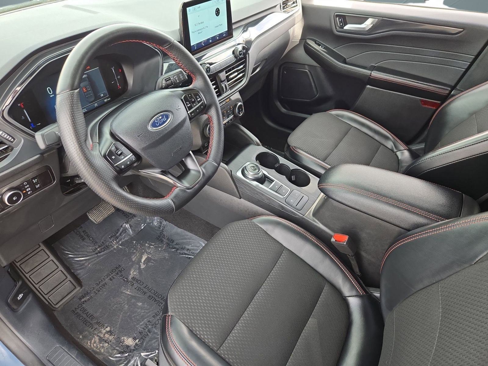 Used 2025 Ford Escape ST-Line Select image 4