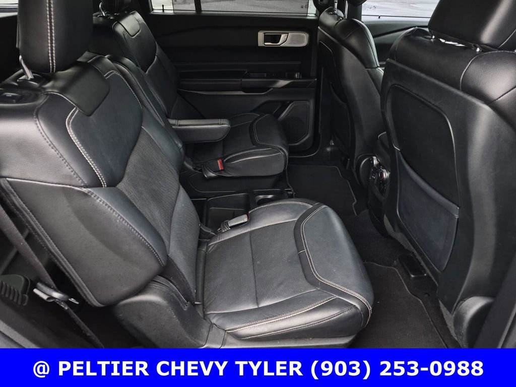 Used 2020 Ford Explorer ST w/ ST Street Pack image 16