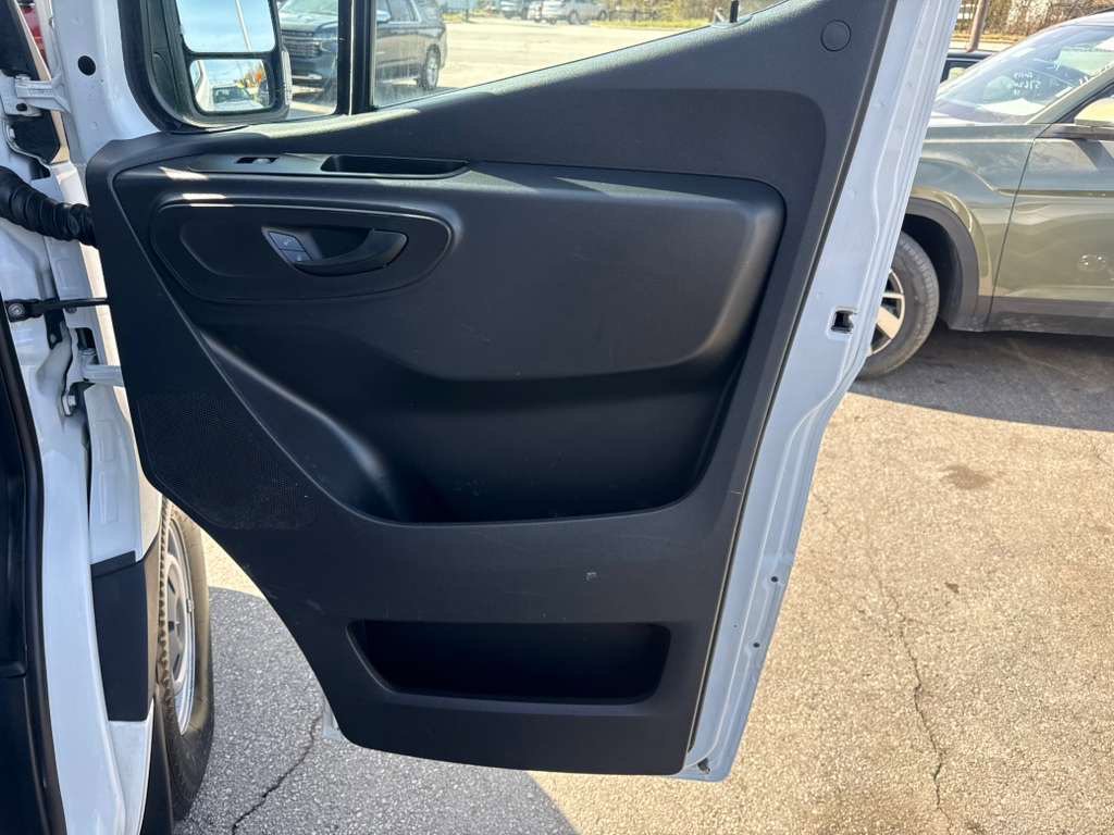 Used 2021 Mercedes-Benz Sprinter 2500 w/ Driver Convenience Package image 30