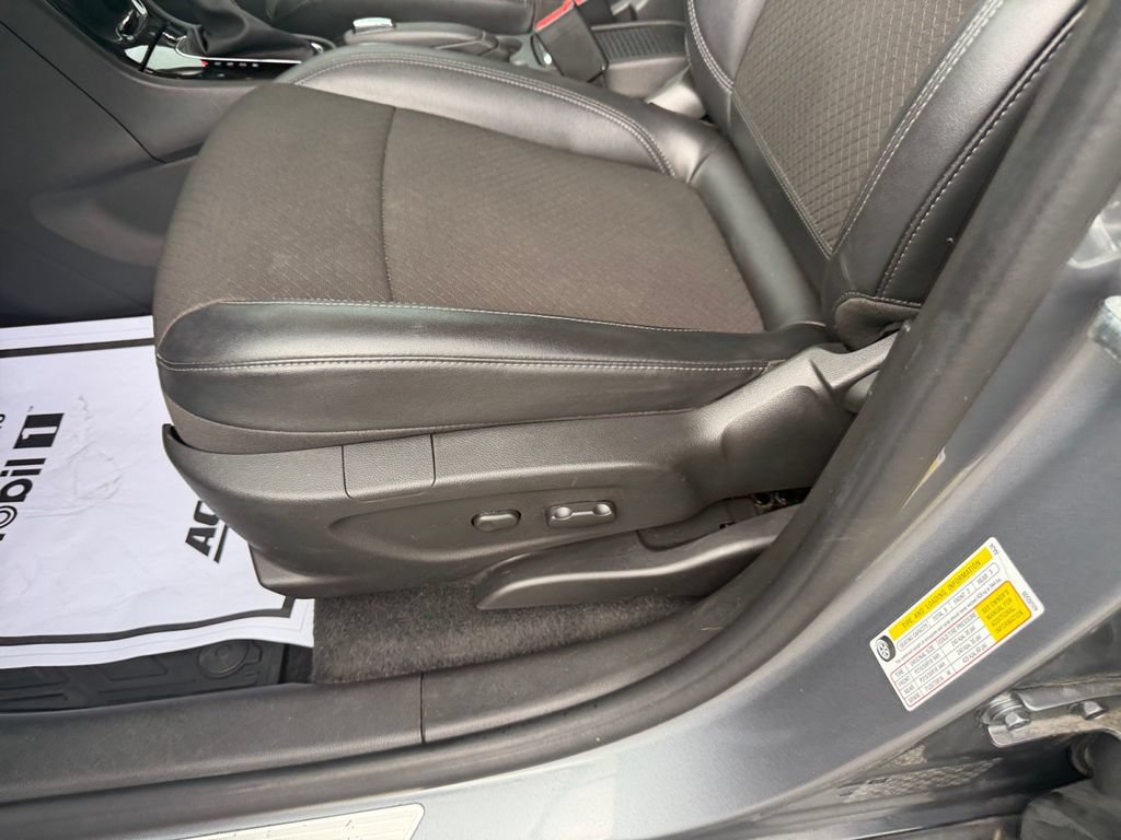Used 2019 Buick Encore Sport Touring w/ Safety Package AWD/4WD image 13