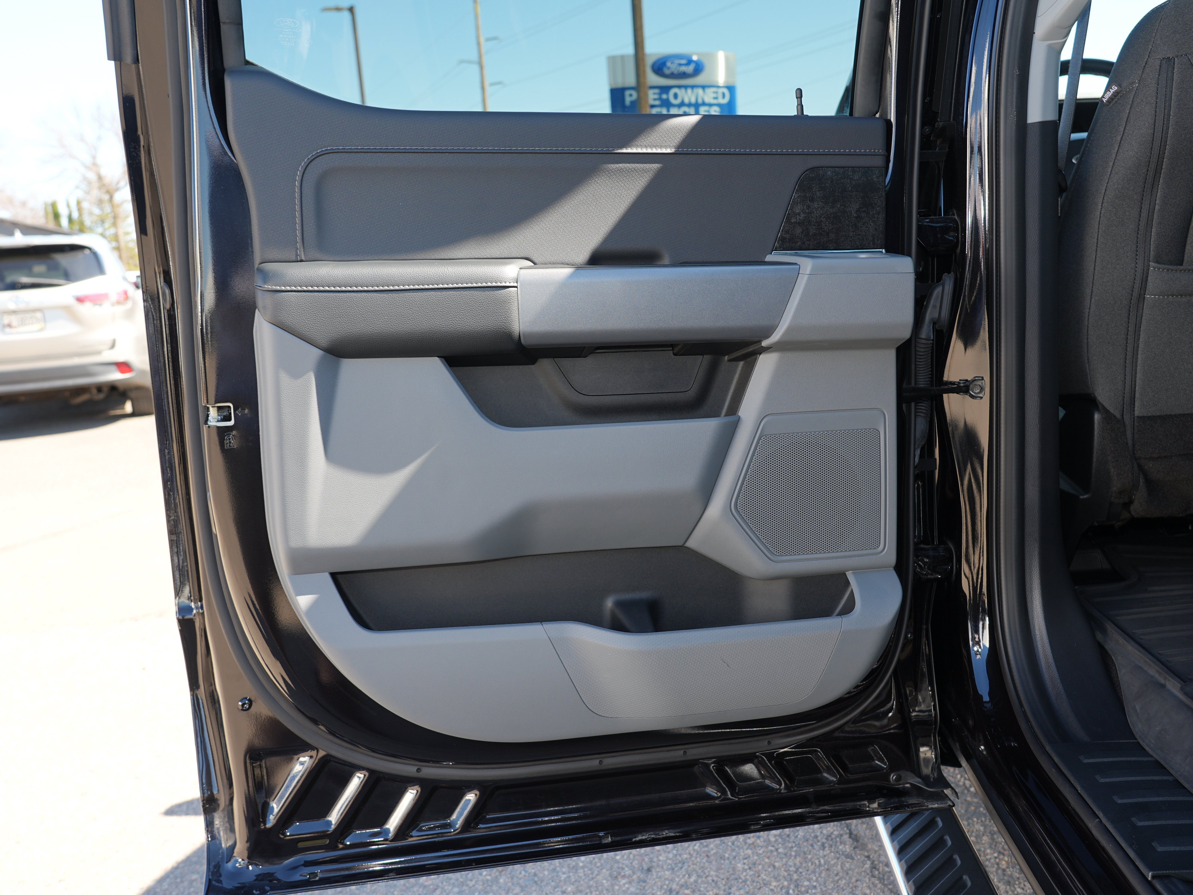 Used 2023 Ford F150 4x4 SuperCrew image 21