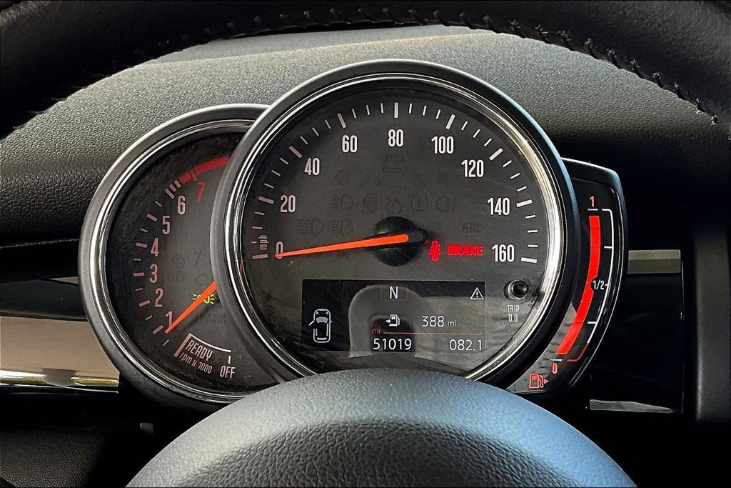 Used 2019 MINI Cooper S image 23