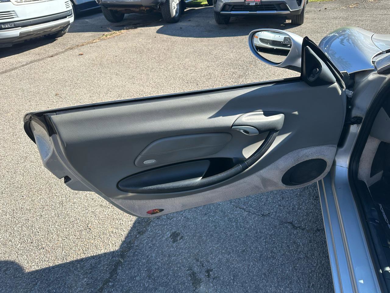 Used 2000 Porsche Boxster RWD image 14