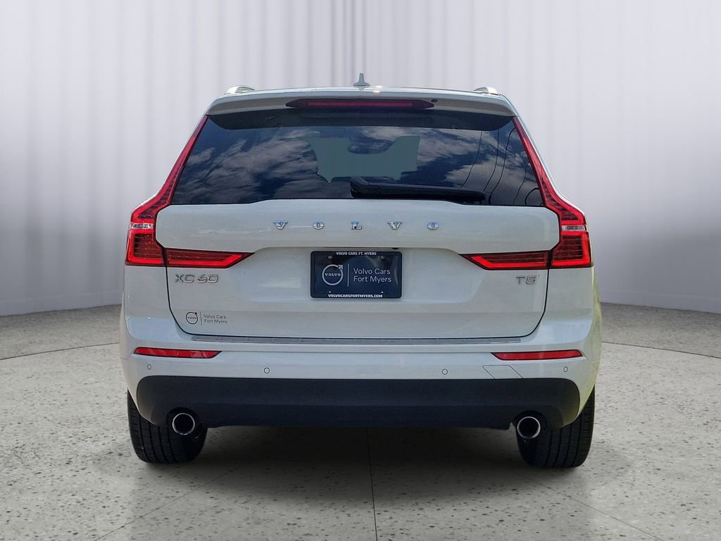 Used 2021 Volvo XC60 T5 Momentum w/ Protection Package Premier image 5