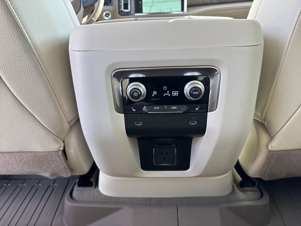 Certified 2023 GMC Yukon XL Denali AWD/4WD image 36