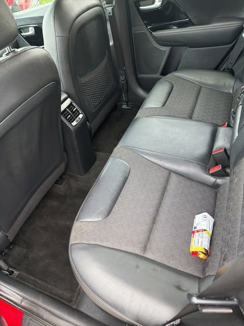 Used 2020 Kia Niro EX FWD image 10
