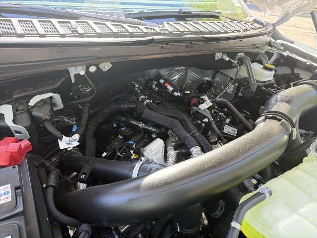 New 2026 Lincoln Navigator Premiere AWD/4WD image 28