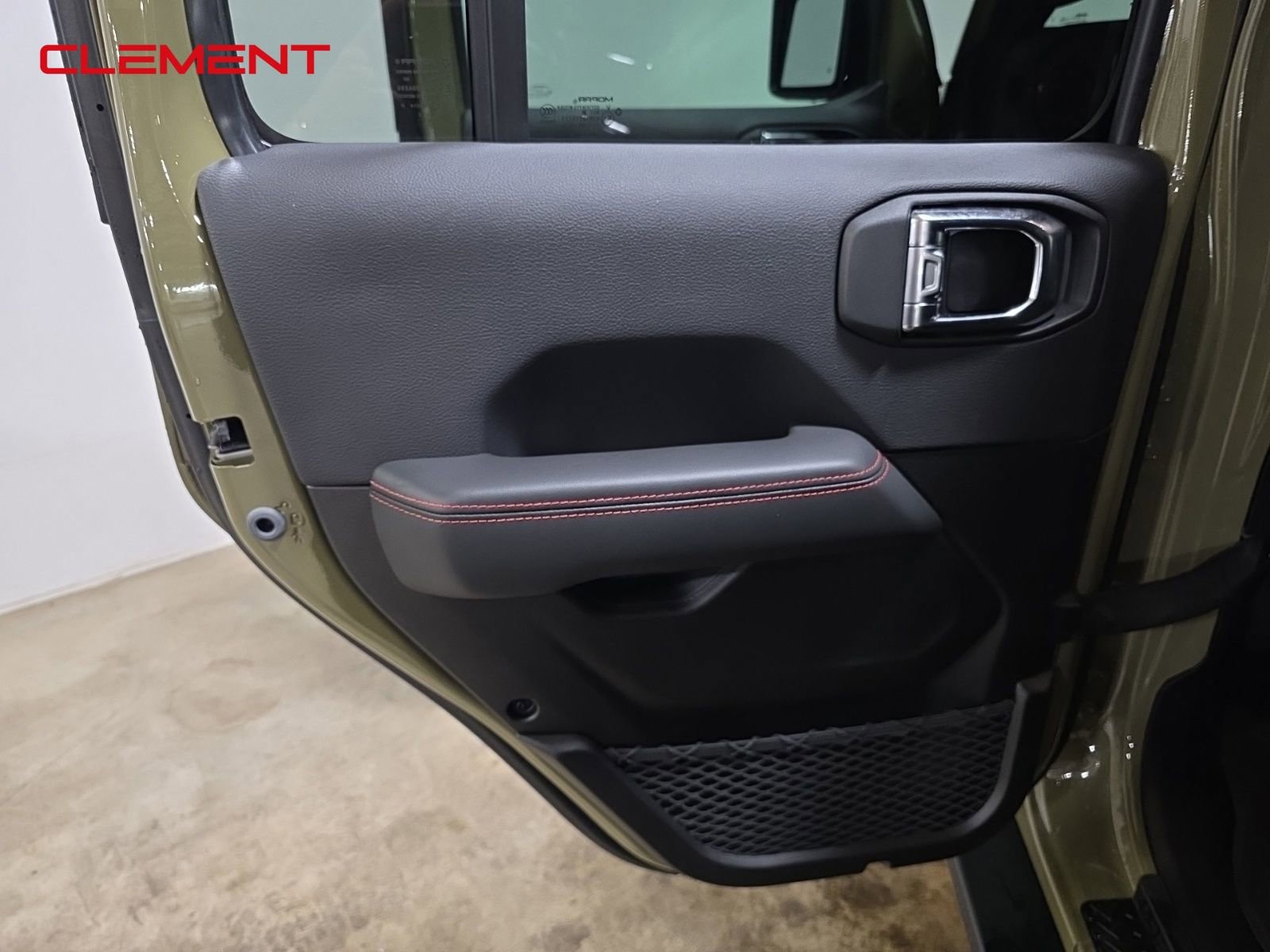 Used 2025 Jeep Wrangler Unlimited Rubicon w/ Steel Bumper Group image 26