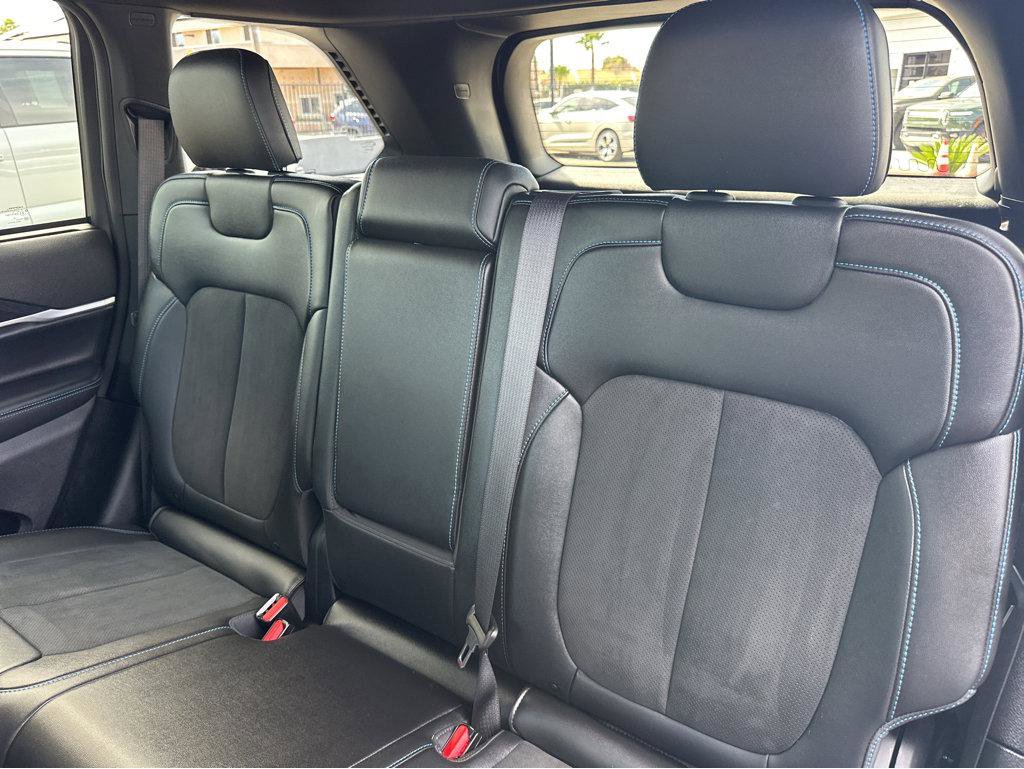 Used 2022 Jeep Grand Cherokee Trailhawk w/ Advanced Protech Group II image 9