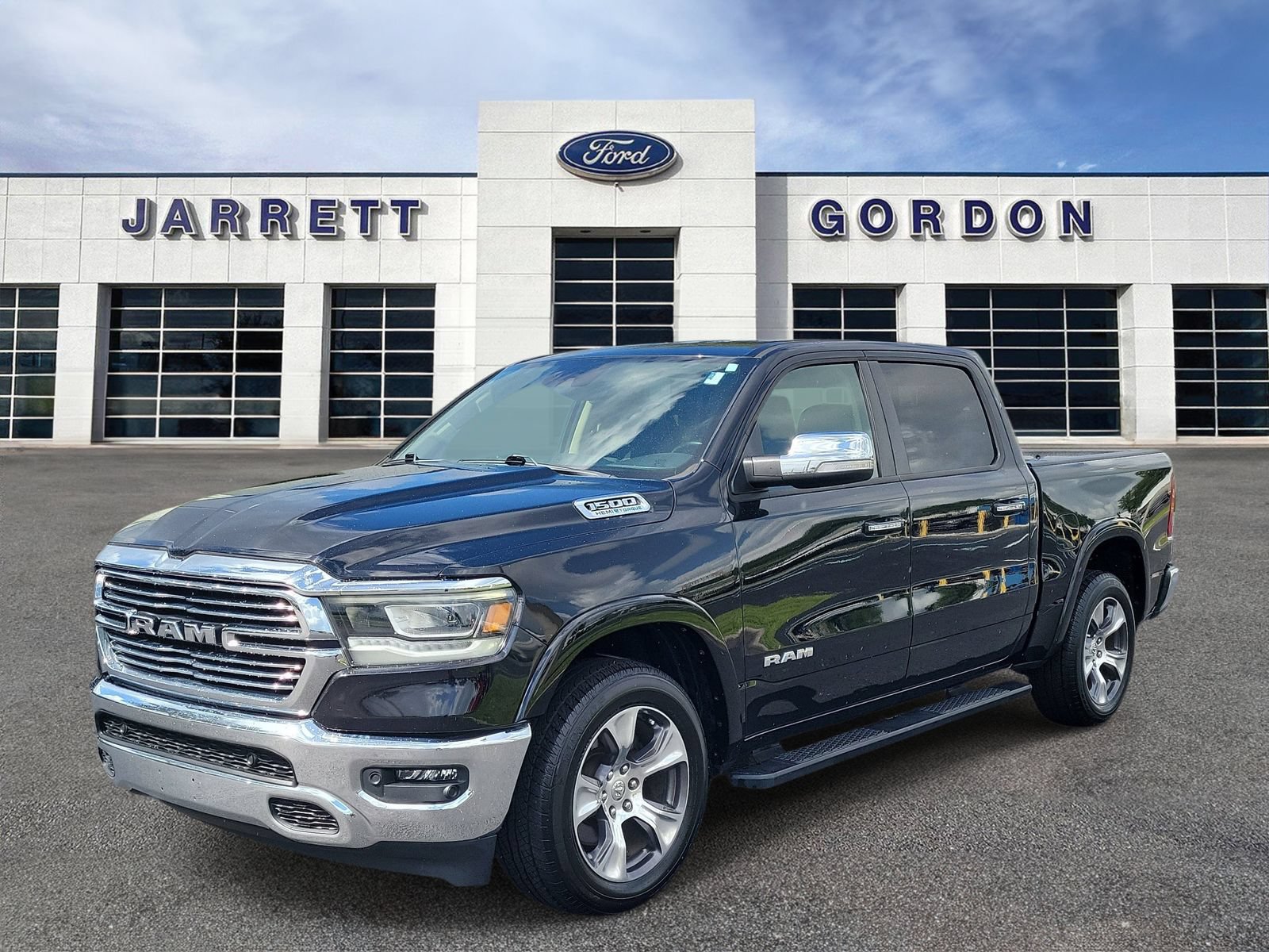 Used 2021 RAM 1500 Laramie RWD image 2