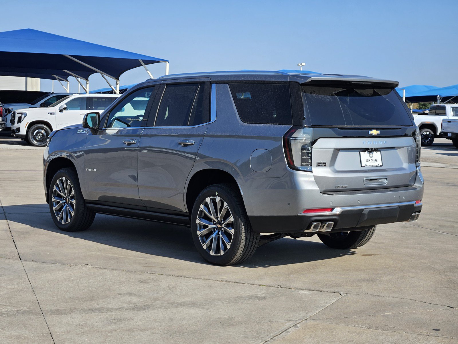 New 2026 Chevrolet Tahoe High Country AWD/4WD image 3