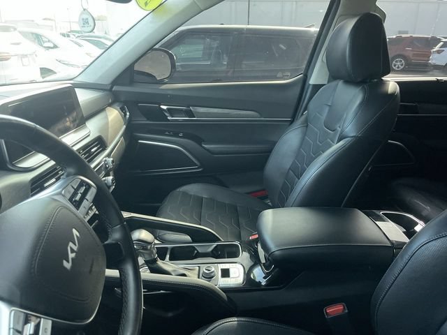 Used 2022 Kia Telluride SX w/ SX Prestige Package AWD/4WD image 4