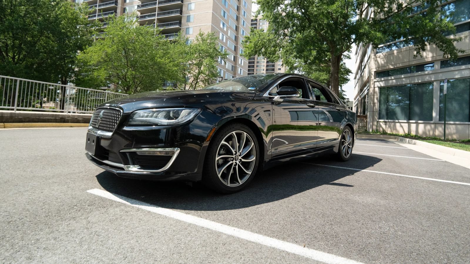 Used 2019 Lincoln MKZ Reserve w/ Reserve Plus Package AWD/4WD image 8