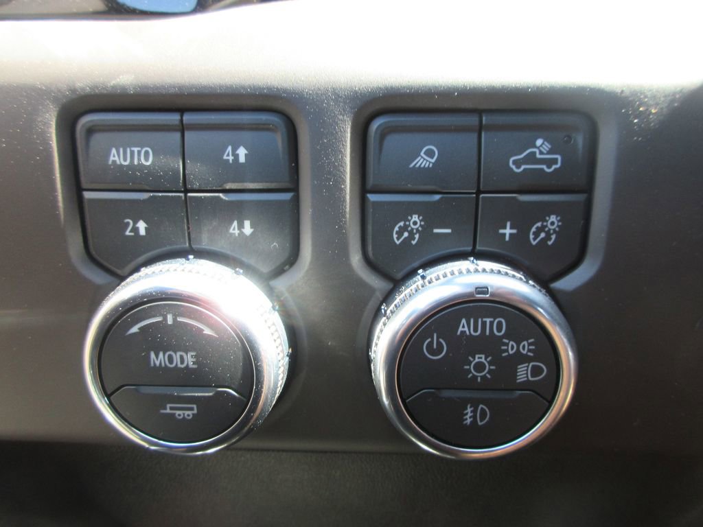 New 2026 GMC Sierra 2500 Denali w/ Denali Reserve Package image 19