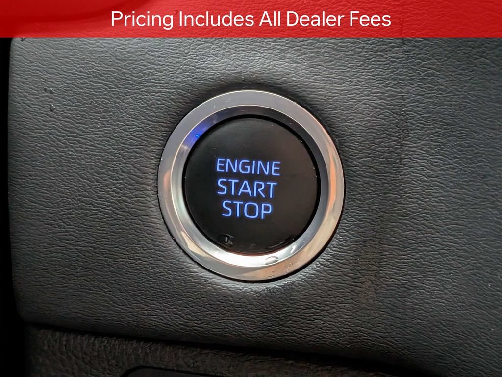 Used 2023 Toyota Tundra Platinum AWD/4WD image 30