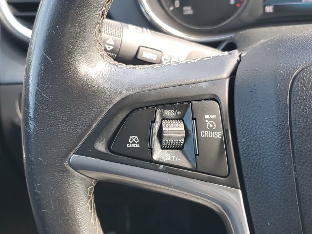 Certified 2020 Buick Encore Preferred FWD image 20