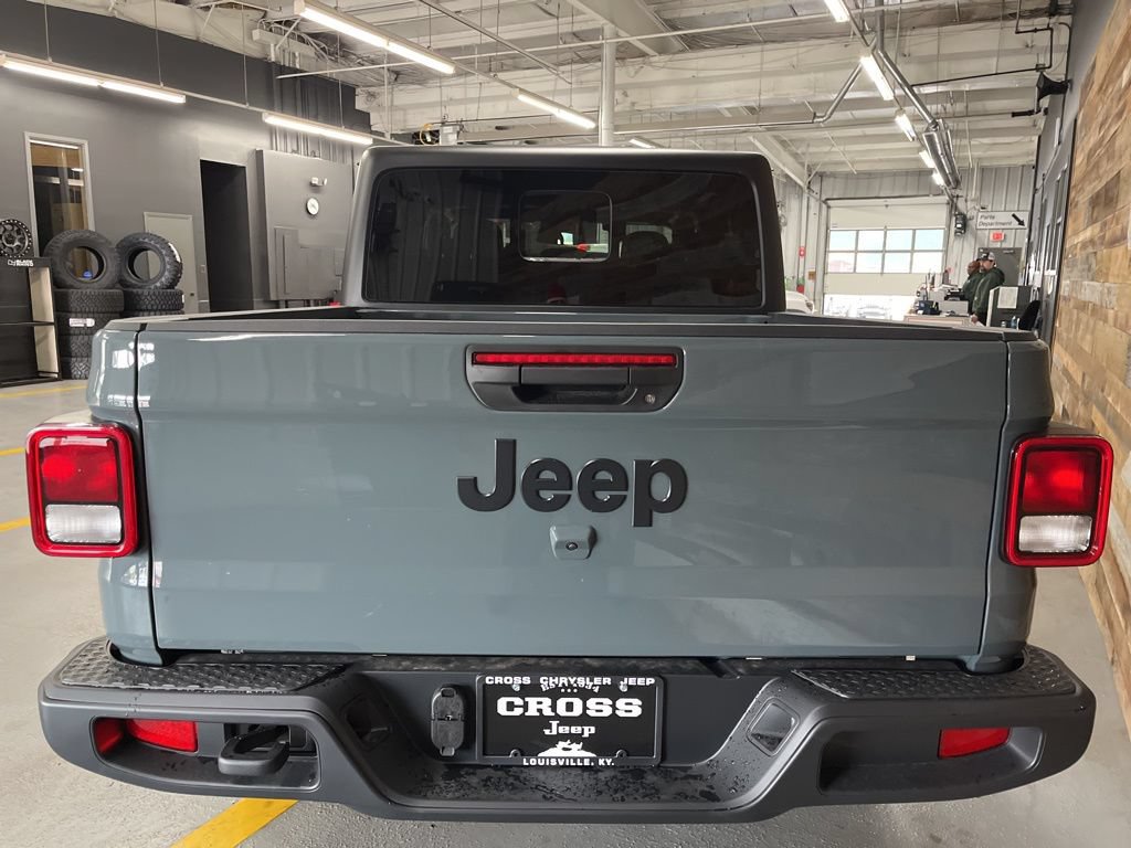 New 2026 Jeep Gladiator Sport AWD/4WD image 22