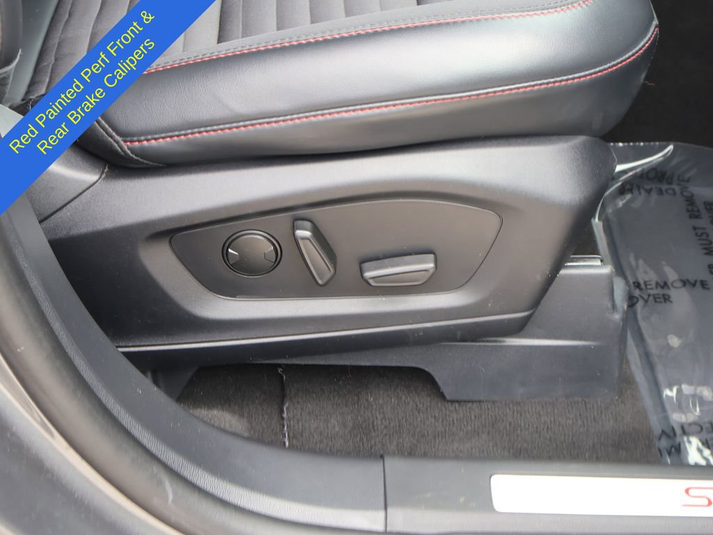 Used 2025 Ford Explorer ST-Line w/ ST-Line Street Pack AWD/4WD image 10