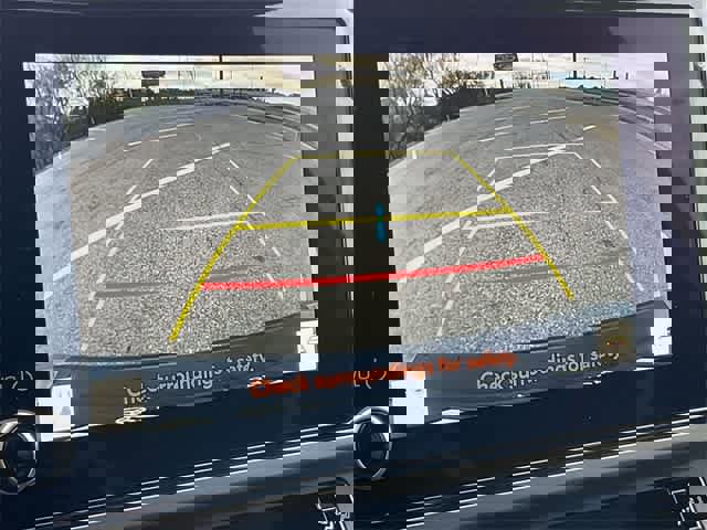 Certified 2025 Toyota Camry SE image 21