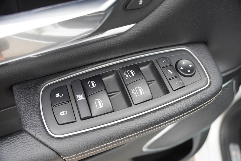 Used 2021 RAM 1500 Laramie AWD/4WD image 22