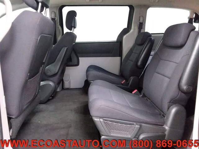 Used 2010 Dodge Grand Caravan SXT image 12