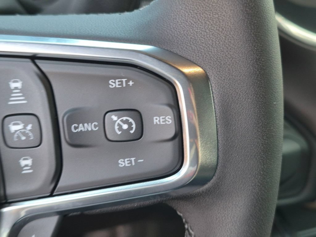 New 2026 RAM 5500 4x4 Crew Cab w/ Laramie Trim Package image 15